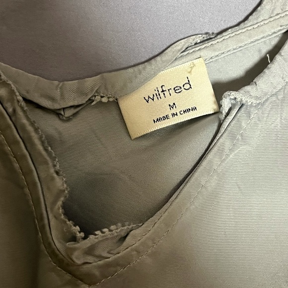 Aritzia Ruffle Camisole - Picture 4 of 4